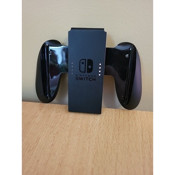 Nintendo Switch Black Grip Comfort Grip for Joy-Con Preowned HAC-011 - Picture 1 of 3